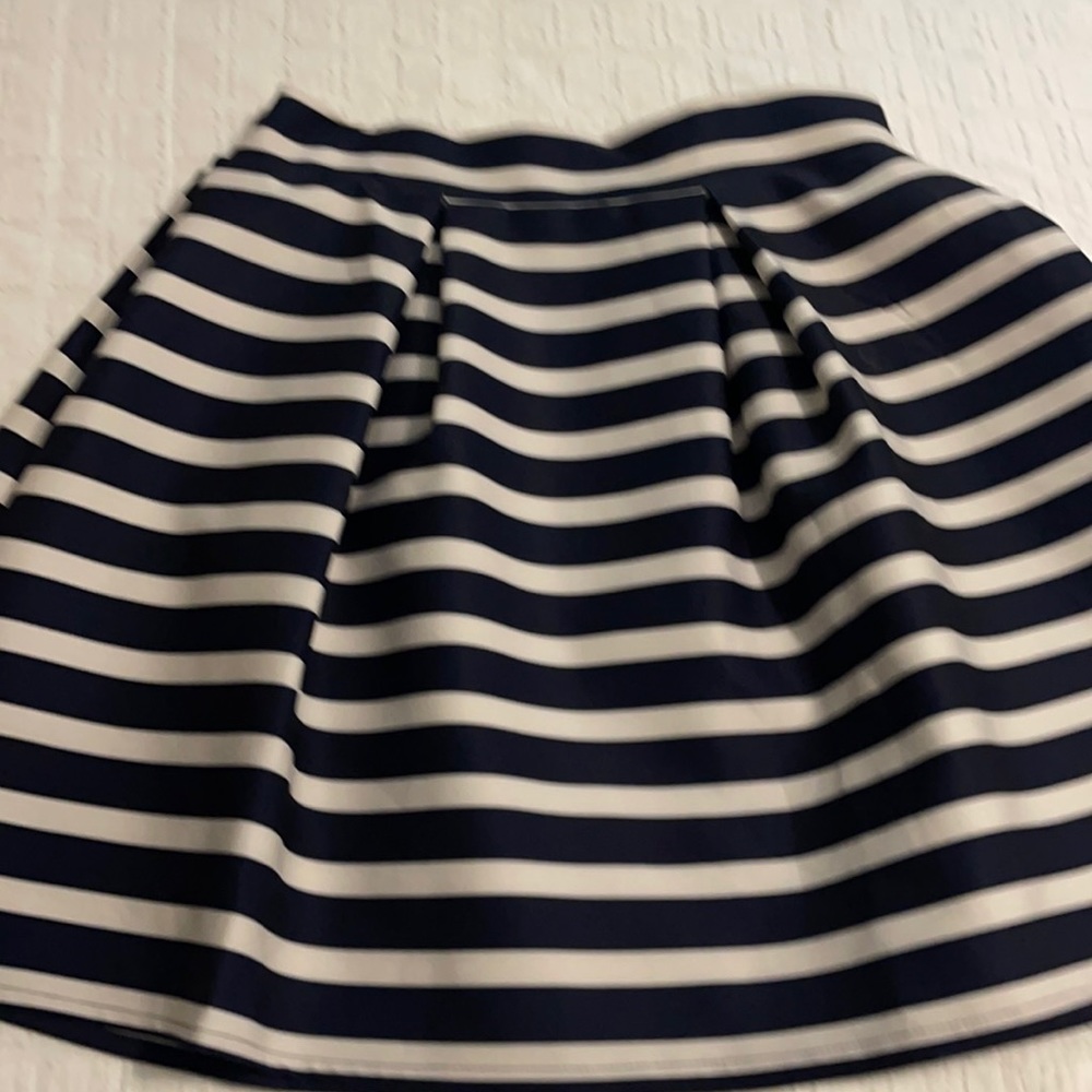 A line striped skirt